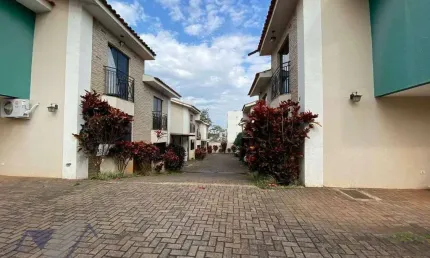 Sobrado com 3 dormitórios para alugar, 94 m² por r$ 2.600,00/mês - canadá - cascavel/pr