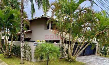 Casa toda mobiliada com 3 suítes com varanda à venda no litoral, 255 m² - Centro - Guaratuba/PR