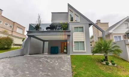 Casa alto padrão em condomínio 3 quartos, 4 vagas - santa felicidade 240m²