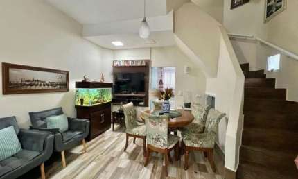 CAMPO GRANDE - SOBRADO TRIPLEX- 3 DORMITÓRIOS-SUITE-CHURRASQUEIRA-1 VAGA- REF 2326