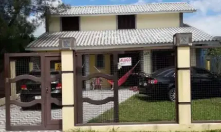 Casa com 4 quartos à venda na Avenida Atlântica, 2064, Centro, Tramandaí