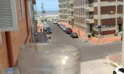 APARTAMENTO DOIS DORMITÓRIOS COM VISTA PARA O MAR E SACADA