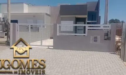 Casa com 2 quartos à venda na Avenida Atlântica, 2064, Centro, Tramandaí