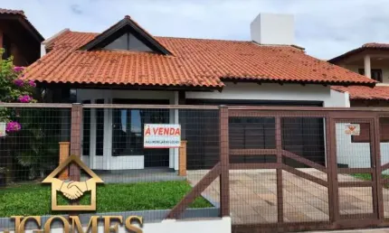 Casa com 4 quartos à venda na Avenida Atlântica, 2064, Centro, Tramandaí