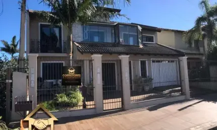 Casa com 4 quartos à venda na Avenida Atlântica, 2064, Centro, Tramandaí
