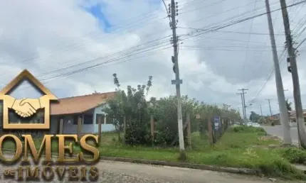 Bela casa ao lado do hospital, no centro de Tramandaí