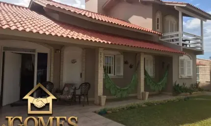 Casa com 4 quartos à venda na Avenida Atlântica, 2064, Centro, Tramandaí