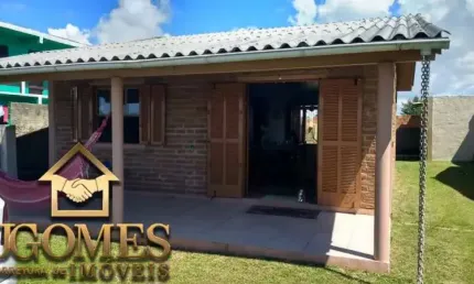 CASA MOBILIADA COM SEGURANÇA 24H – OPORTUNIDADE EM TRAMANDAÍ!