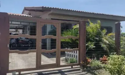 Casa com 4 quartos à venda na Avenida Atlântica, 2064, Centro, Tramandaí