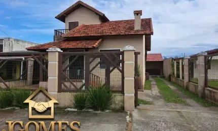 Casa com 2 quartos à venda na Avenida Atlântica, 2064, Centro, Tramandaí