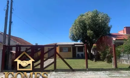 Casa com 2 quartos à venda na Avenida Atlântica, 2064, Centro, Tramandaí