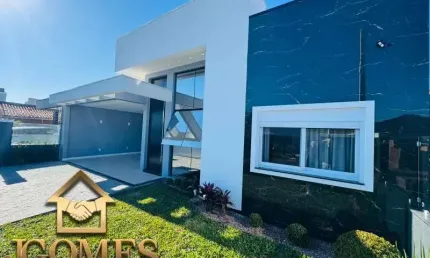 Casa com 3 quartos à venda na Avenida Atlântica, 2064, Centro, Tramandaí