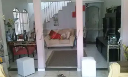 Casa com 3 quartos à venda na Rua Simão de Abreu, Furnas, São Paulo