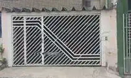 Casa com 4 quartos à venda na Rua Doutor Valentim Bouças, Vila Mazzei, São Paulo
