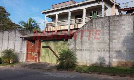 Sobrado de 612m² com 4 quartos em Centro - Mairiporã