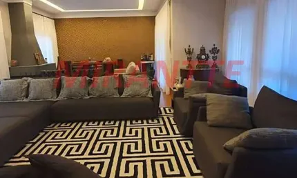 Sobrado de 450m² com 4 quartos em serra da cantareira