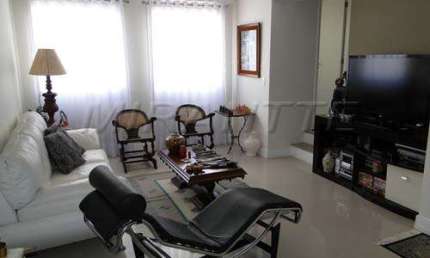 Cond. fechado de 110m² com 3 quartos em Pedra Branca