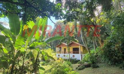 Chácara de 140m² com 3 quartos em Serra Da Cantareira