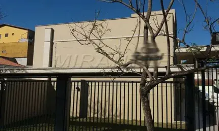 Cond. fechado de 105m² com 3 quartos em Vila Nova Parada