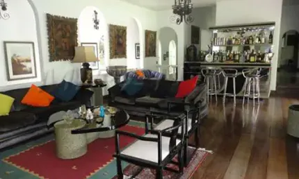 Cond. fechado de 700m² com 4 quartos em Balneario São José