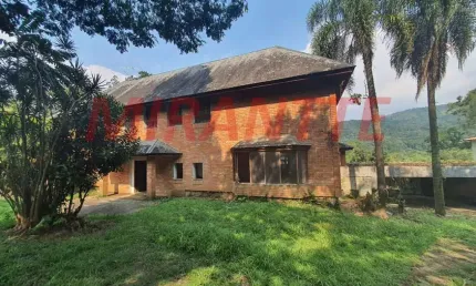 Sobrado de 1533m² com 10 quartos em serra da cantareira