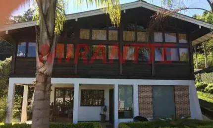 Sobrado de 750m² com 3 quartos em serra da cantareira