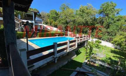 Sobrado de 433m² com 4 quartos em Serra da Cantareira