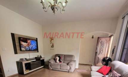 Sobrado de 134m² com 4 quartos em Parque Casa De Pedra