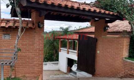 Cond. fechado de 600m² com 3 quartos em Nova Itatiba