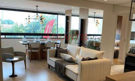 Apartamento de 71m² com 2 quartos em Santa Terezinha