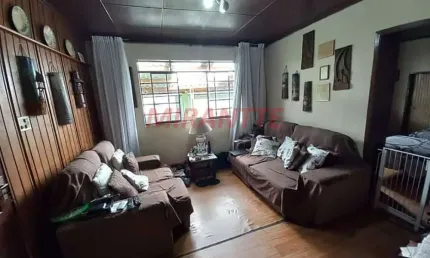 Casa terrea de 250m² com 3 quartos em Vila Mangalot