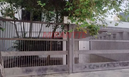 Sobrado de 253m² com 4 quartos em Palmas Do Tremembé