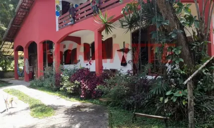 Sobrado de 210m² com 3 quartos em Serra Da Cantareira