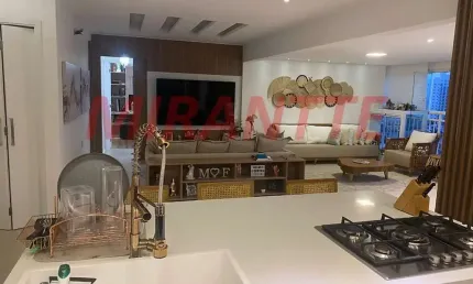 Apartamento de 120m² com 3 quartos em Santa Teresinha