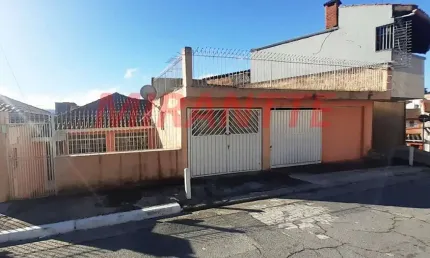 Sobrado de 114m² com 4 quartos em Vila Nova Cachoeirinha