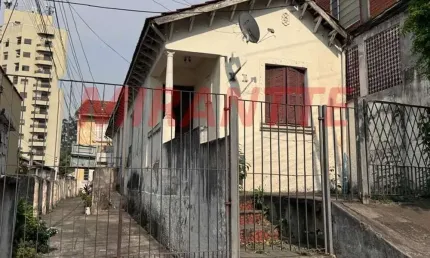 Casa terrea de 50m² com 1 quartos em Santa Teresinha