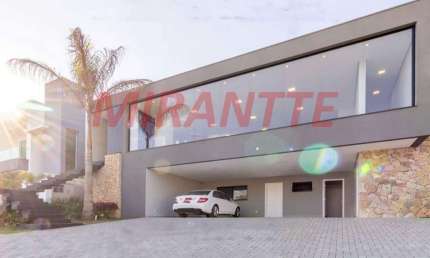 Cond. fechado de 435.7m² com 3 quartos em Alphaville Nova Esplanada 3