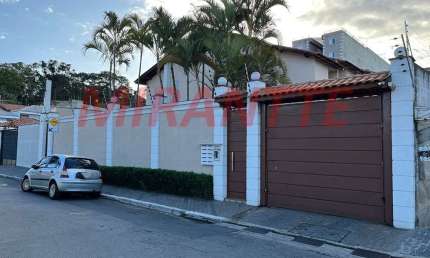 Cond. fechado de 126m² com 3 quartos em Vila Mazzei