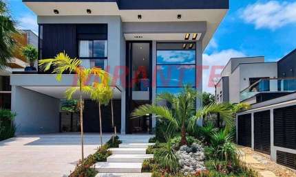 Cond. fechado de 464m² com 6 quartos em RIVIERA DE SAO LOURENCO