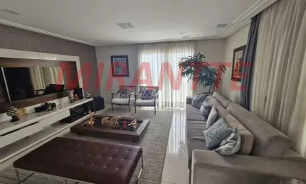 Apartamento de 400m² com 4 quartos em Santa Teresinha