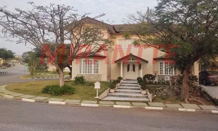 Cond. fechado de 931.43m² com 4 quartos em Condomínio Residencial Euroville