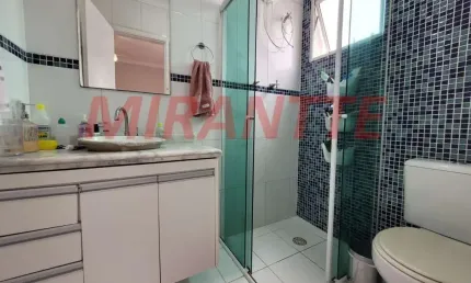 Cond. fechado de 161m² com 3 quartos em Chora Menino