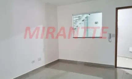 Cond. fechado de 44m² com 2 quartos em Vila Dom Pedro II