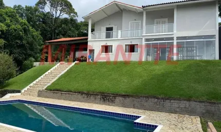 Cond. fechado de 273.26m² com 4 quartos em Caraguata