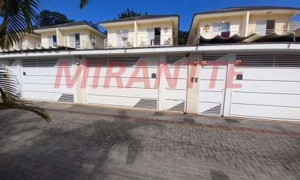 Cond. fechado de 200m² com 3 quartos em Horto Florestal