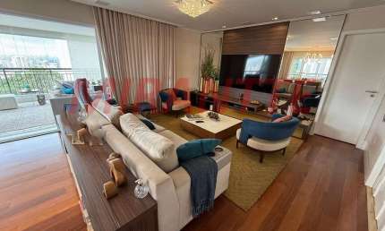 Apartamento de 264m² com 4 quartos em Santa Teresinha