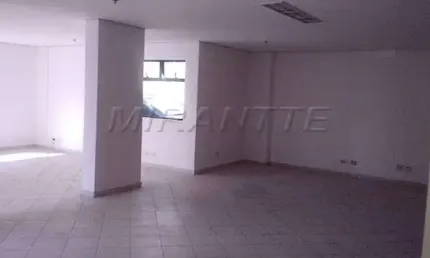 Casa comercial à venda na Rua Voluntários da Pátria, Santana, São Paulo