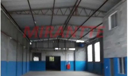 Casa comercial à venda na Rua Gino Parenti, Guapira, São Paulo