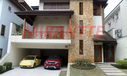Cond. fechado de 444m² com 4 quartos em Jardim França
