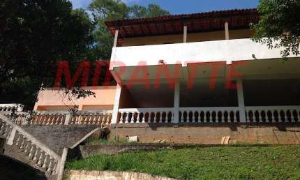 Casa terrea de 500m² com 3 quartos em Serra da Cantareira